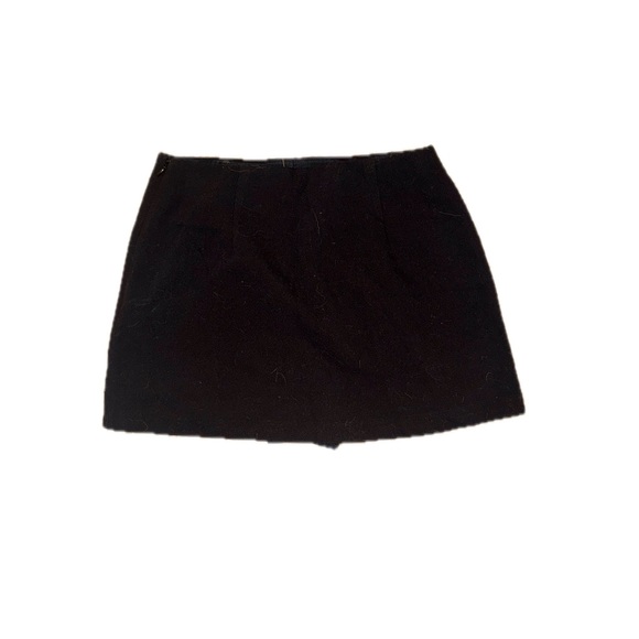 Abercrombie Black Mini Skort- Size Medium - Picture 5 of 10